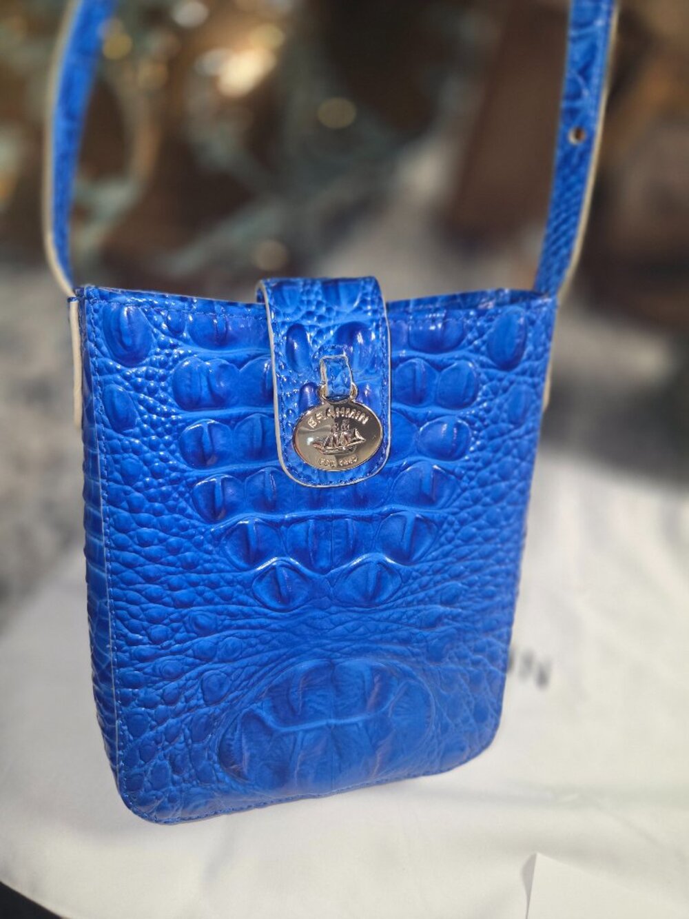 BRAHMIN (Blue Croc Embossed Crossbody)